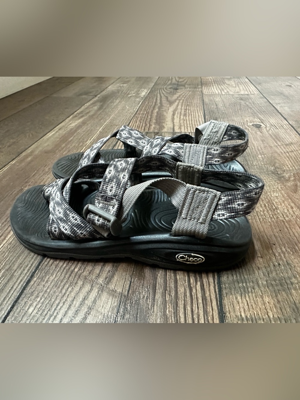 Chaco Women's Gray Patterned Outdoor Strap Sandals